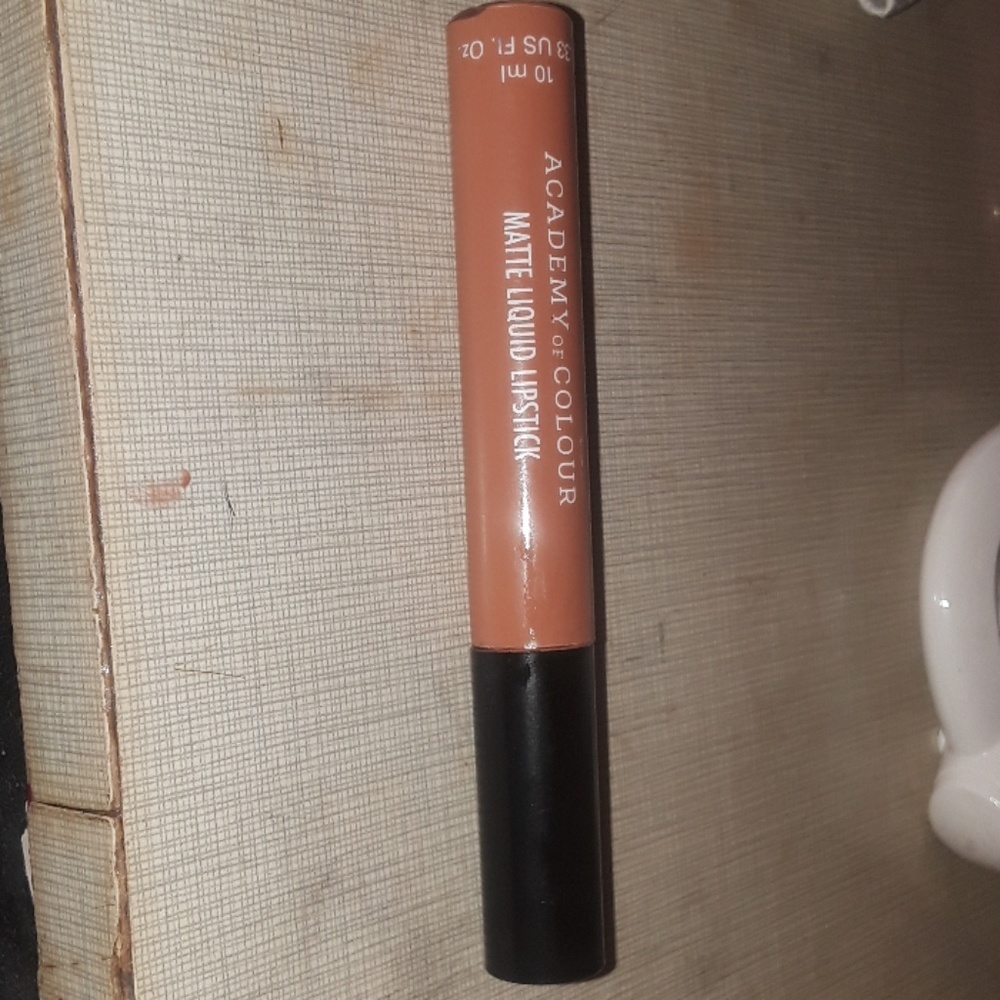 academy of color liquid lipstick